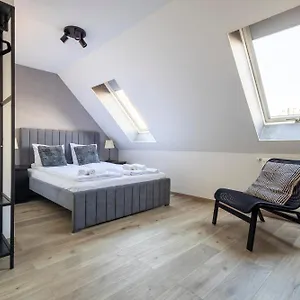 naomi-sophia-apartman.inbudapesthotels.com/