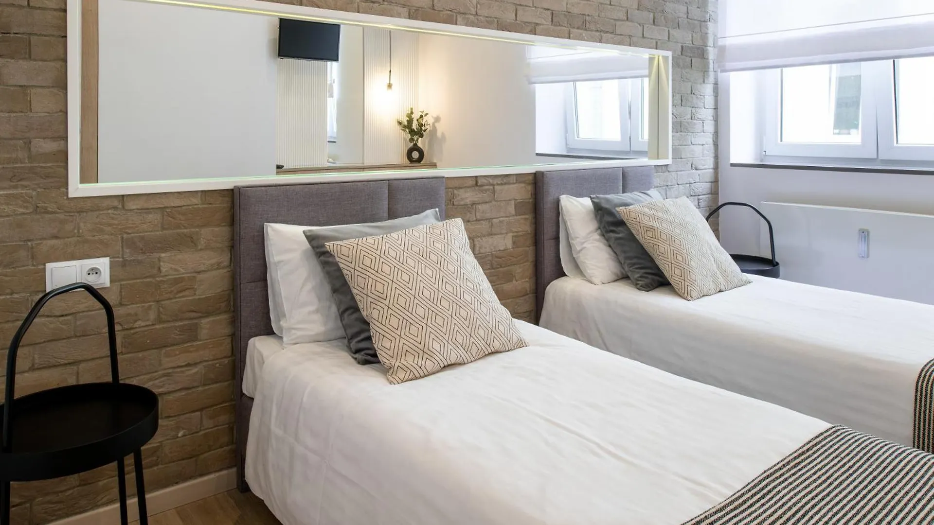 Beautiful Apartment With 2 Bedrooms For 7 Guests, Jewish District Krakow 0*,  Poland